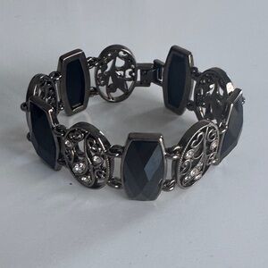Elegant Black Bracelet with Silver Accents